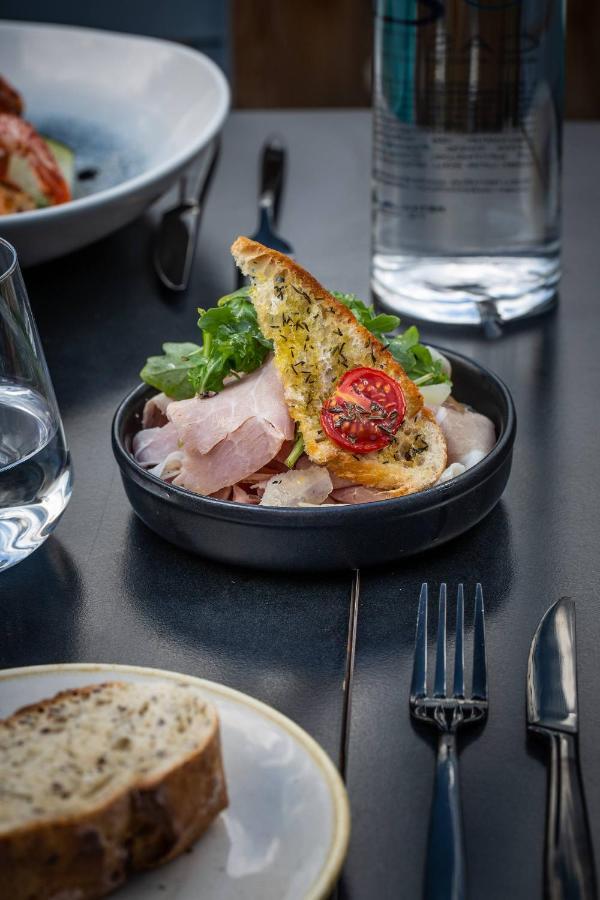 Hotel Restaurant Le Monetier ภายนอก รูปภาพ