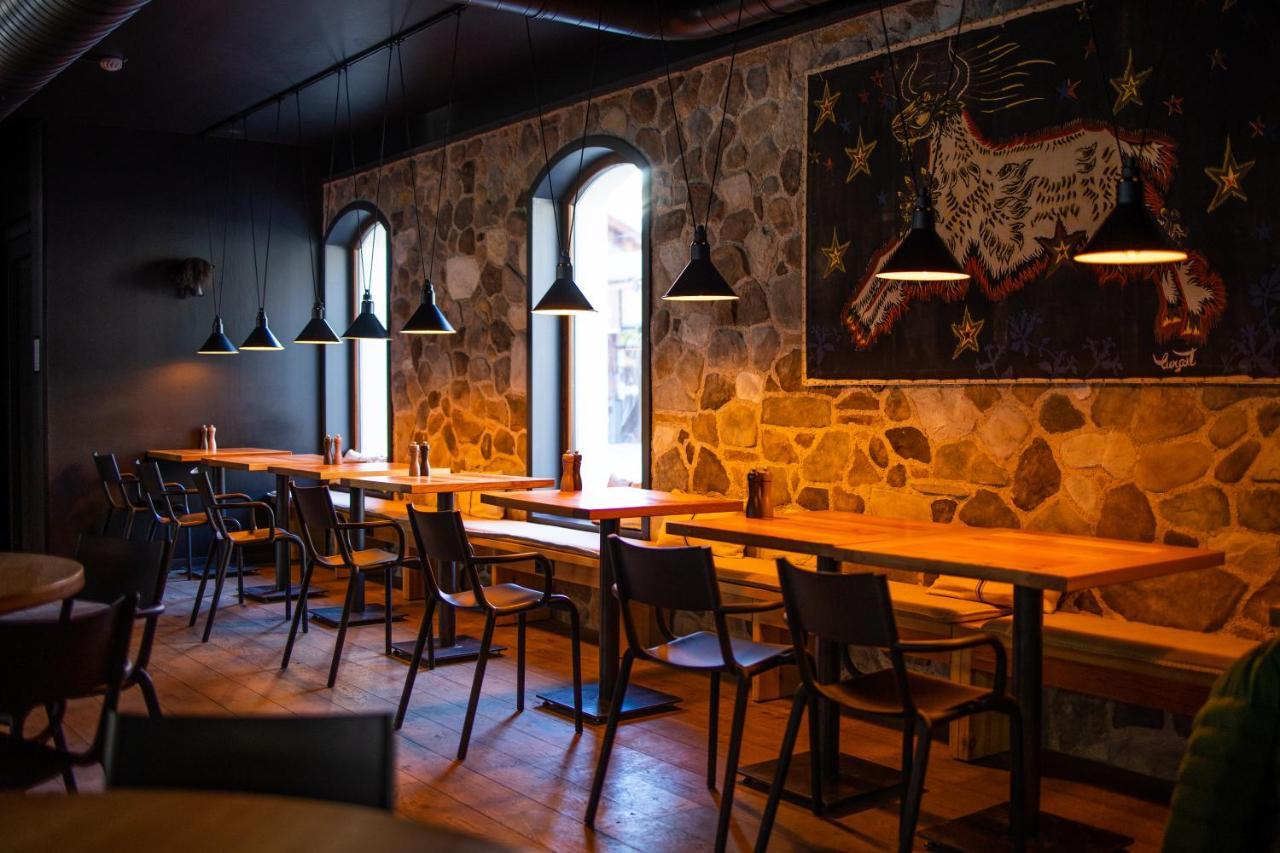 Hotel Restaurant Le Monetier ภายนอก รูปภาพ